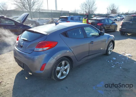 2012 Hyundai Veloster Base W/Black z USA, uszkodzony, nr VIN KMHTC6AD9CU045438